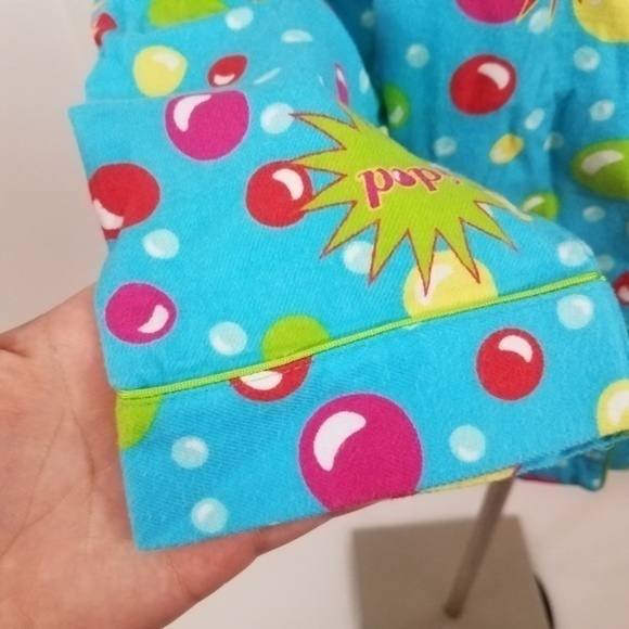 Victoria's Secret Flannel Pop Fizz Graph… - Picture 6 of 7